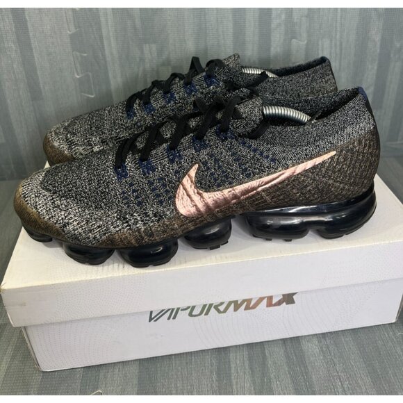 Nike Air VaporMax Flyknit Sneakers – Men’s 12 Black - Picture 4 of 16